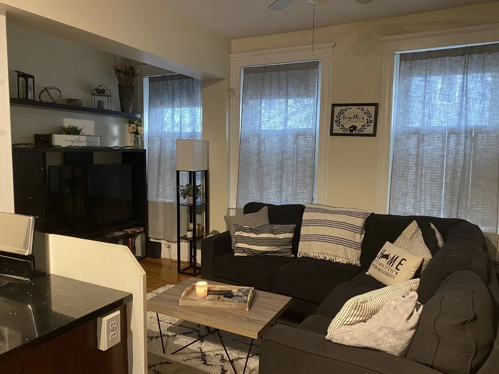 142-146 Everett St, East Boston