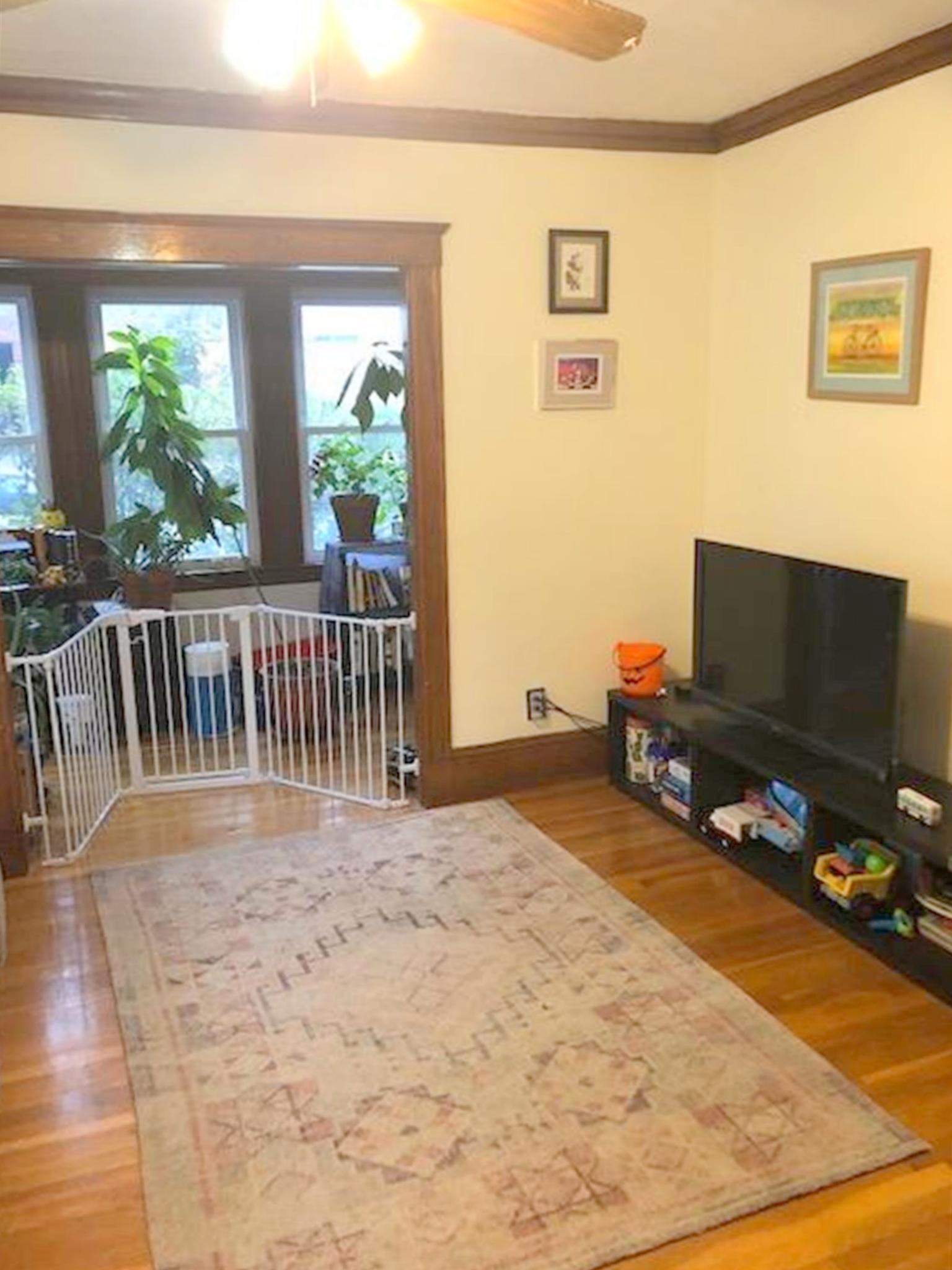 2 bed, 1 bath apartment for rent at 98 Bow St Unit 98, Medford