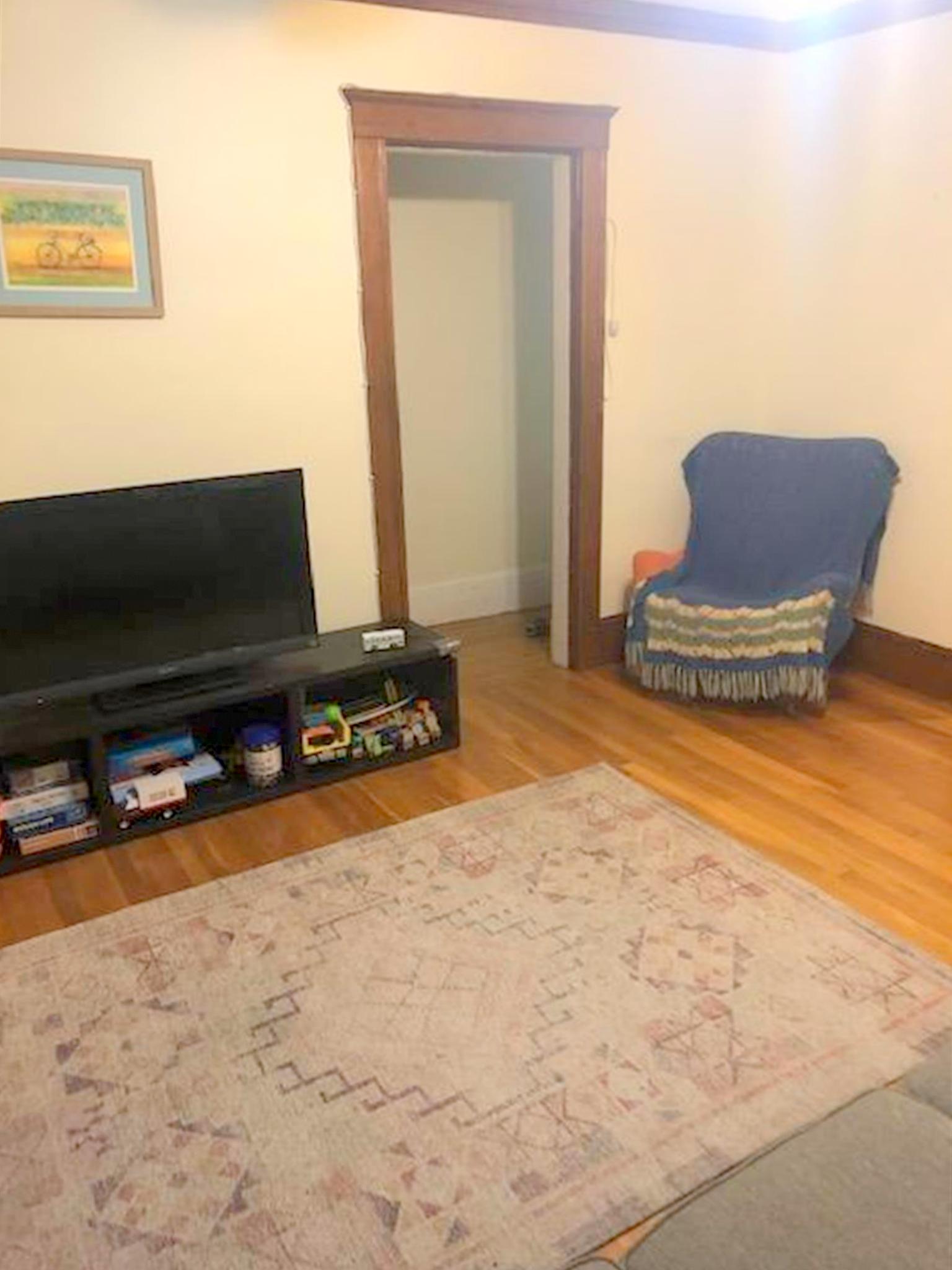 2 bed, 1 bath apartment for rent at 98 Bow St Unit 98, Medford — photo 3 of 21