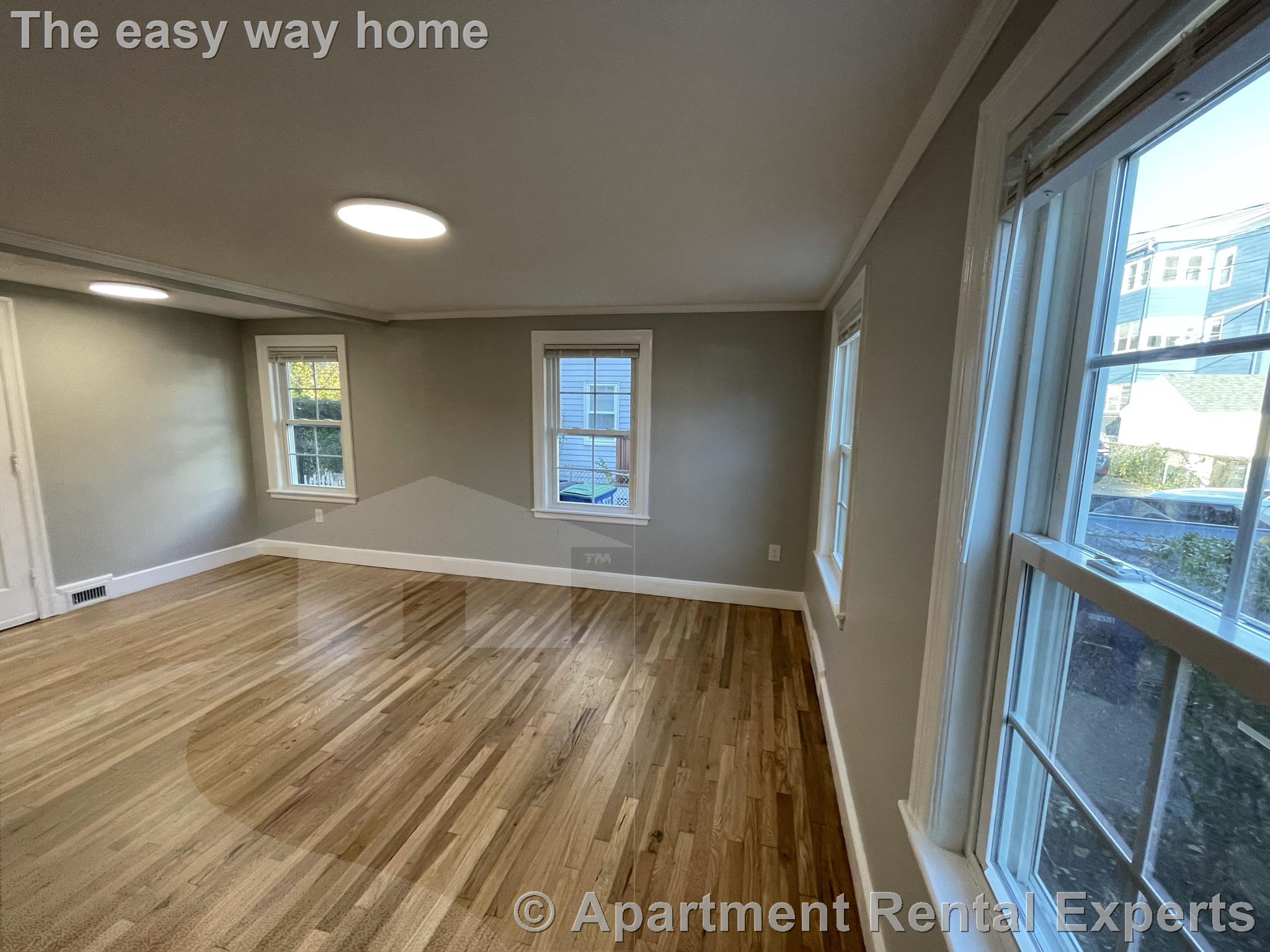 30 Linden Ave, Spring Hill