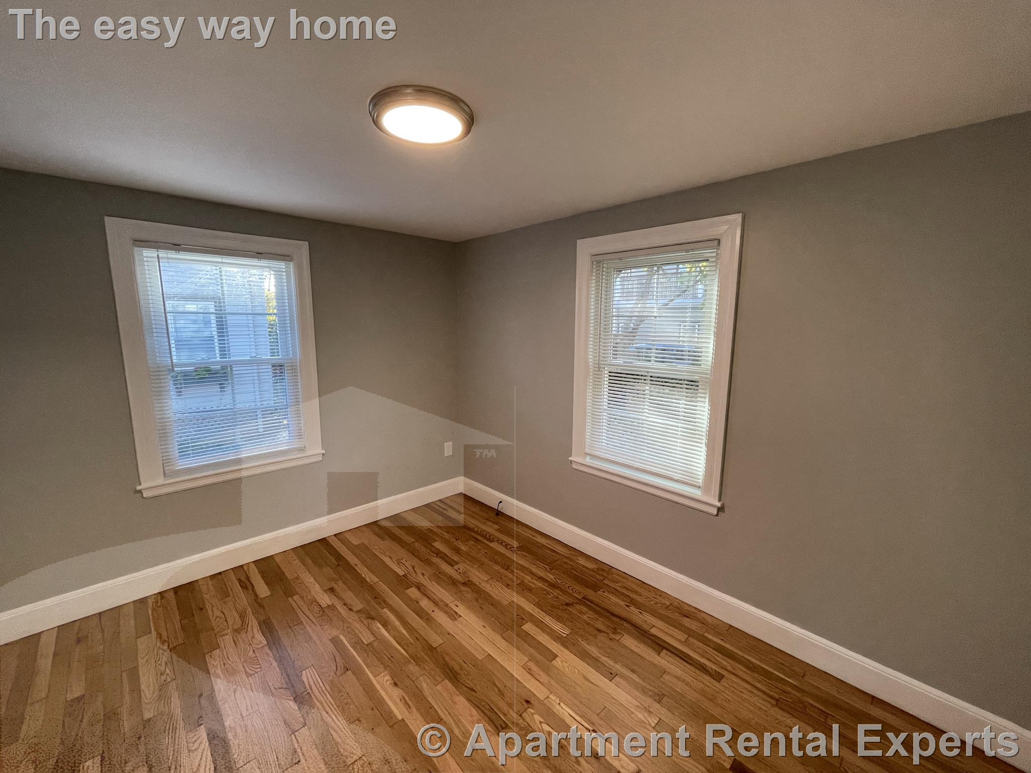 30 Linden Ave, Spring Hill