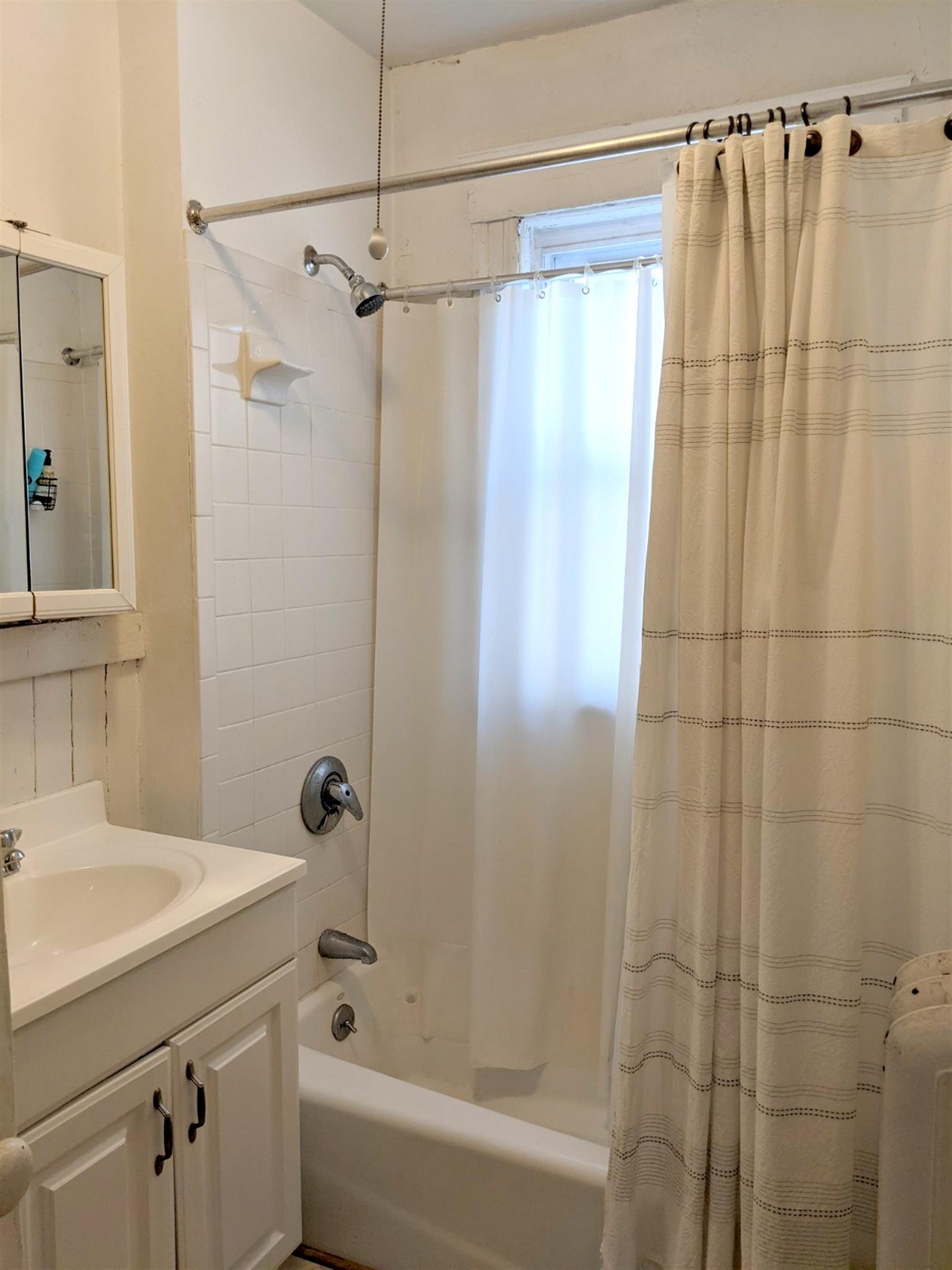 2 bed, 1 bath apartment for rent at 998 Broadway Unit 1, Davis Square — photo 22 of 27
