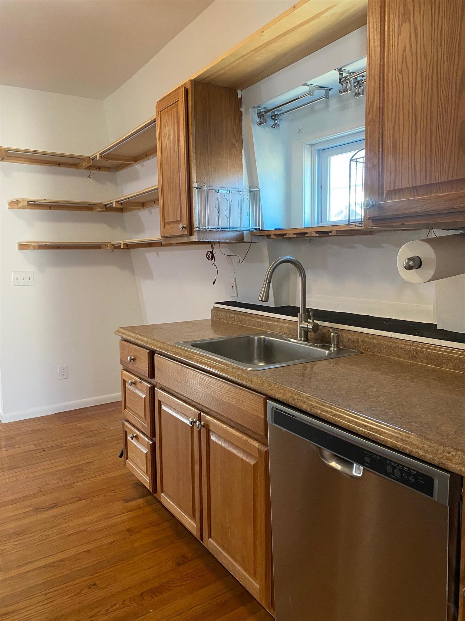 2 bed, 1 bath apartment for rent at 197 Elm St Unit 2, Davis Square — photo 9 of 14