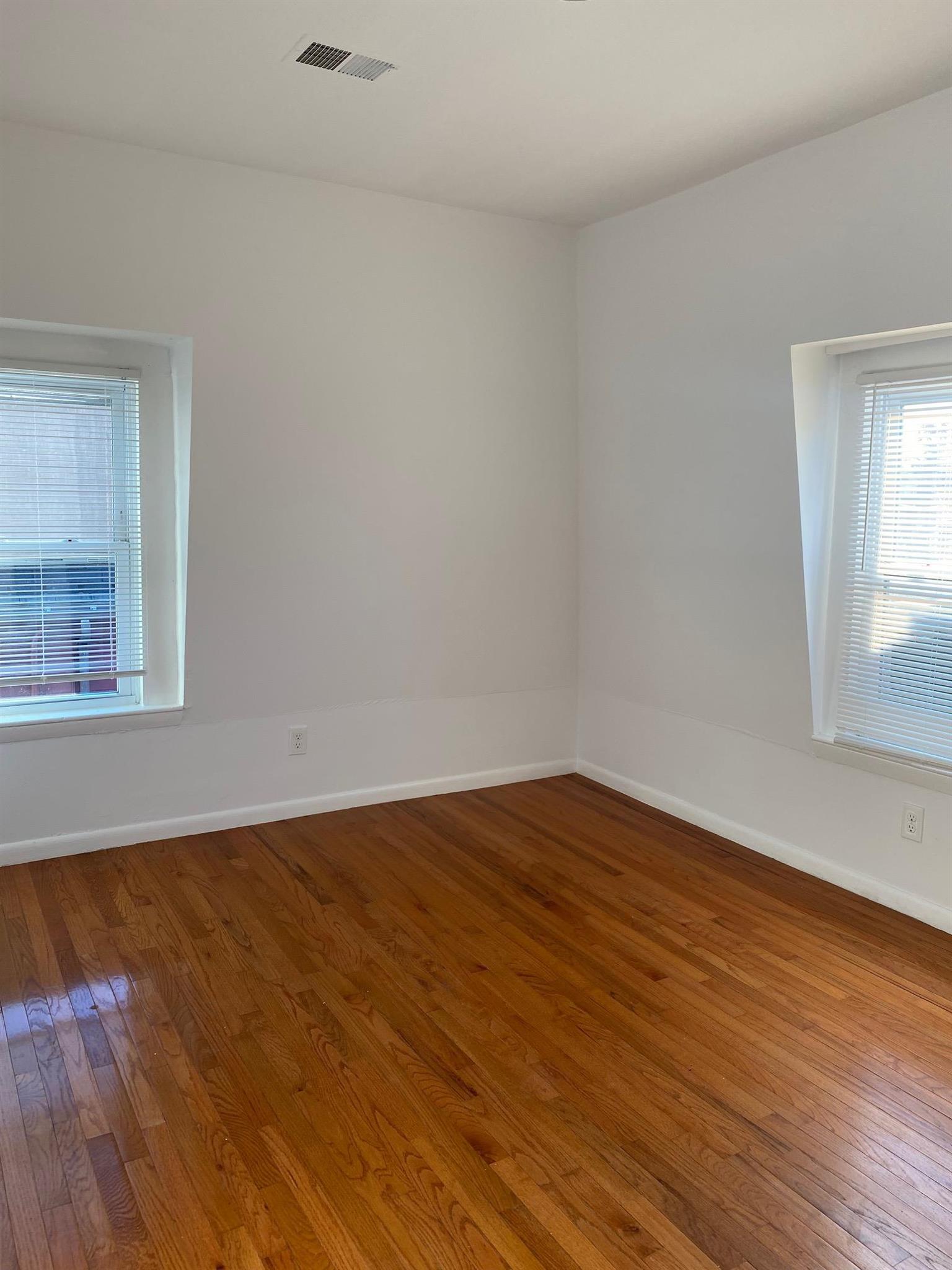2 bed, 1 bath apartment for rent at 197 Elm St Unit 2, Davis Square — photo 11 of 14