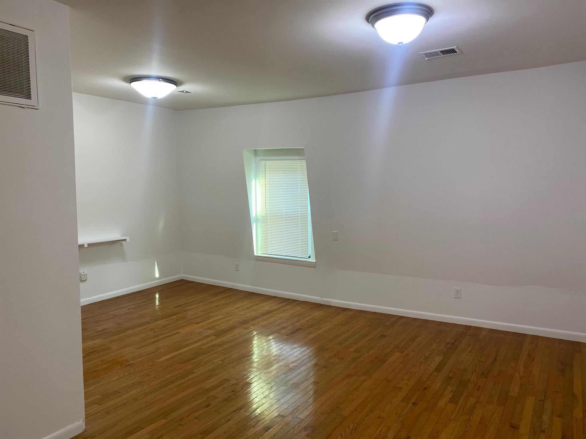 2 bed, 1 bath apartment for rent at 197 Elm St Unit 2, Davis Square — photo 14 of 14