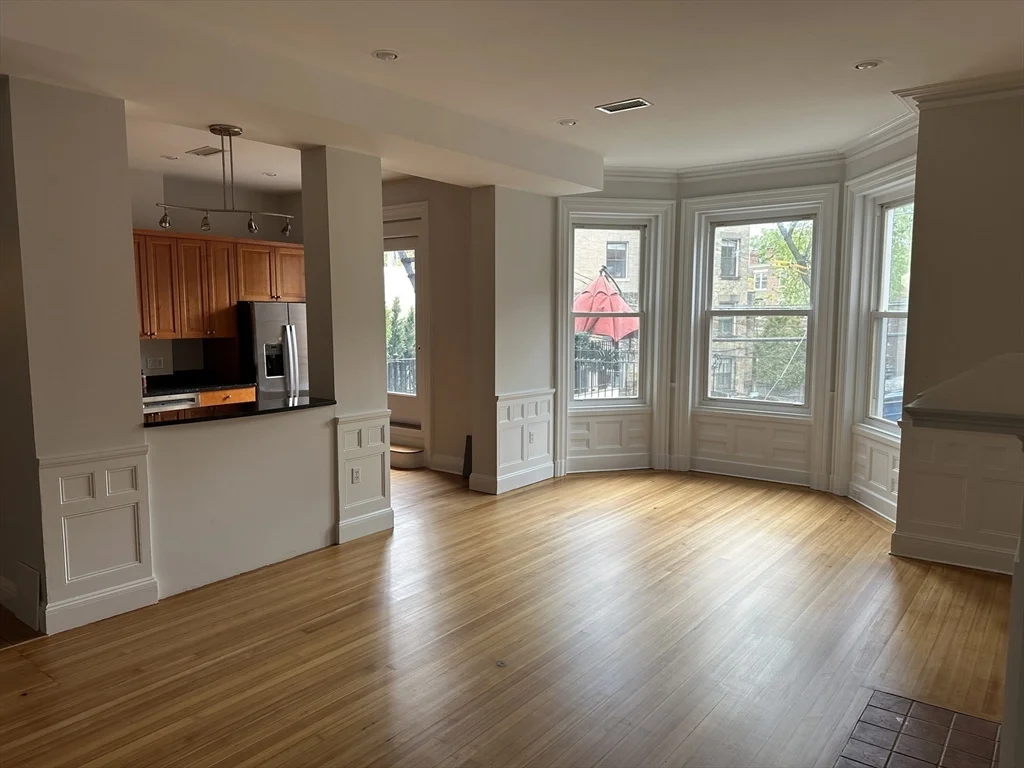 1757 Beacon St, Brookline