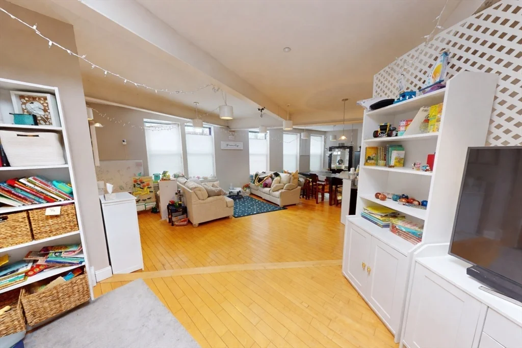 72 Kent St, Brookline Village