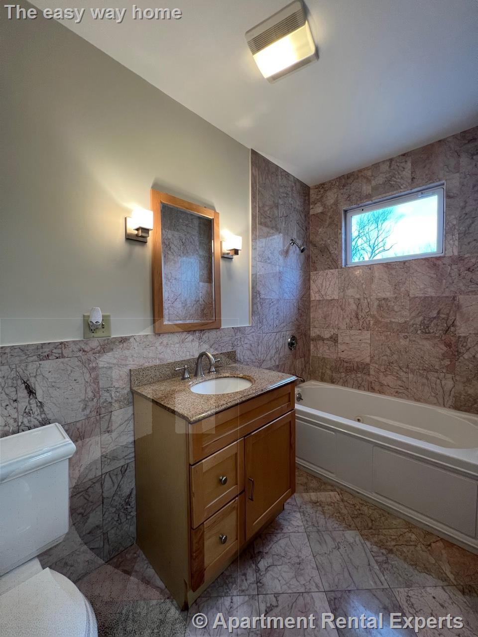 68 Line St, Ward Two