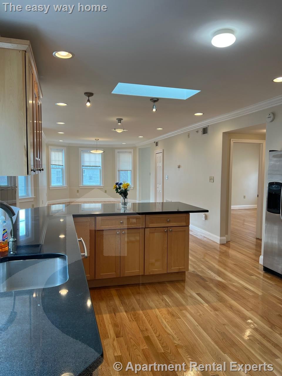 68 Line St, Ward Two