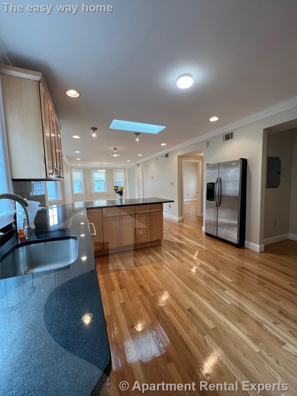 68 Line St, Ward Two