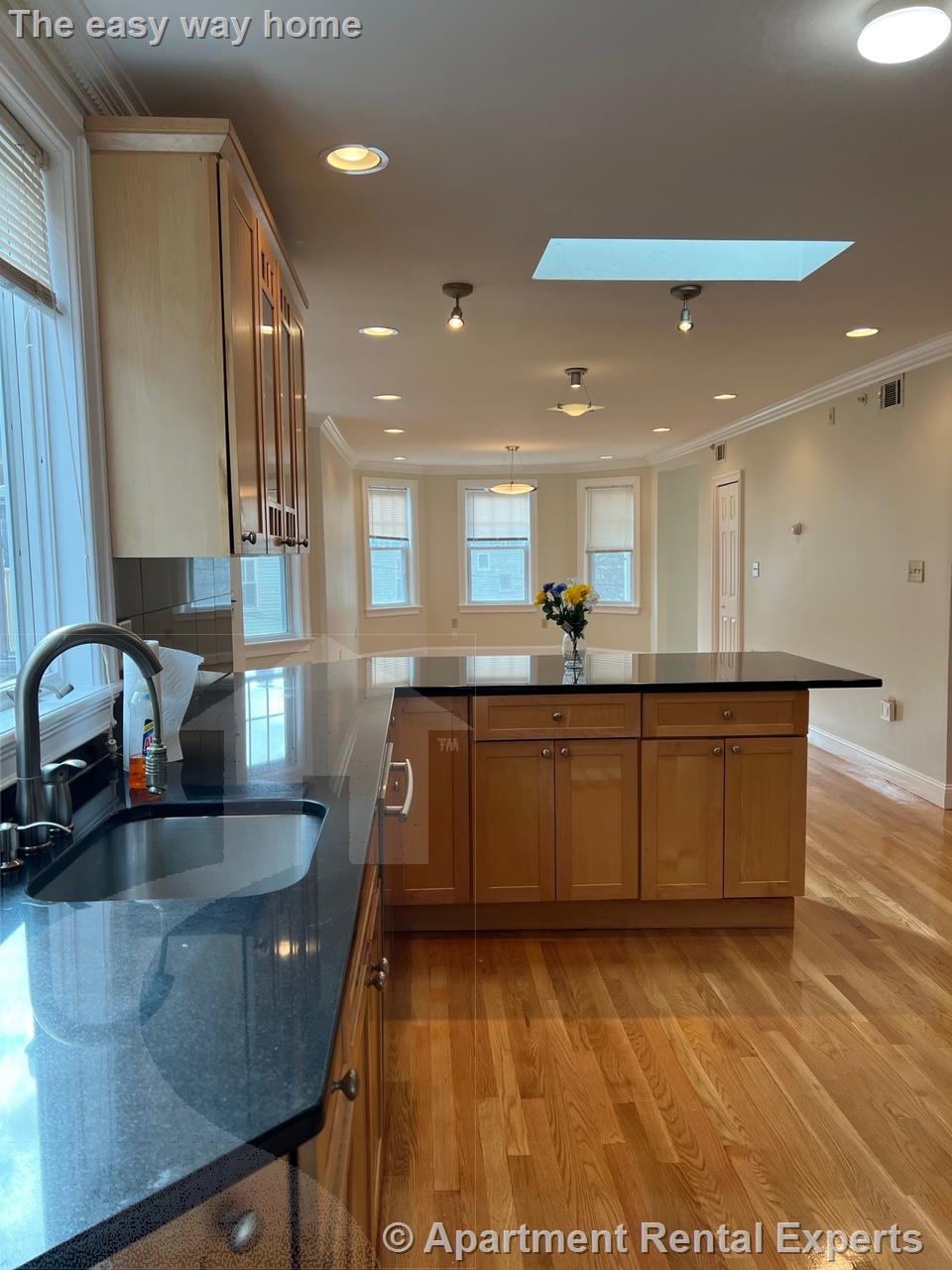 68 Line St, Ward Two