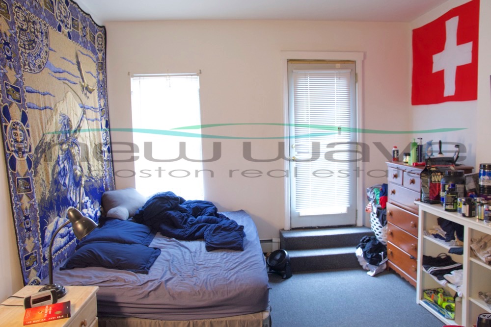 4 bed, 2 bath apartment for rent at 14 Wigglesworth Unit 2, Mission Hill — photo 17 of 18