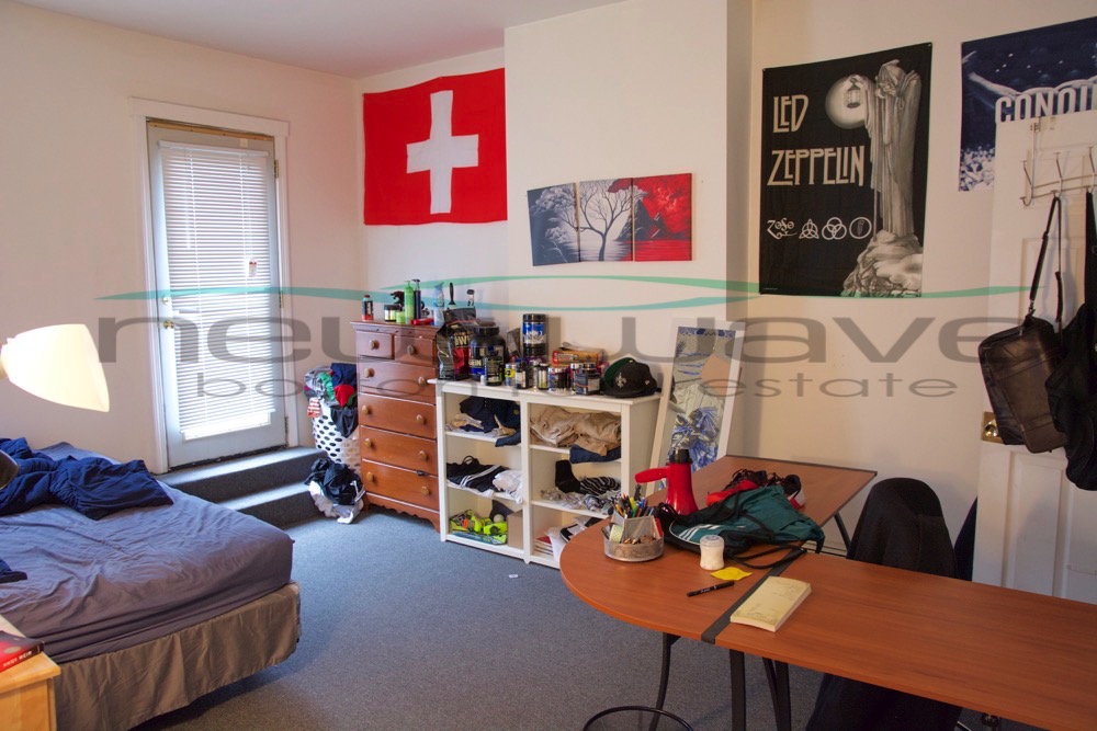 4 bed, 2 bath apartment for rent at 14 Wigglesworth Unit 2, Mission Hill — photo 11 of 18
