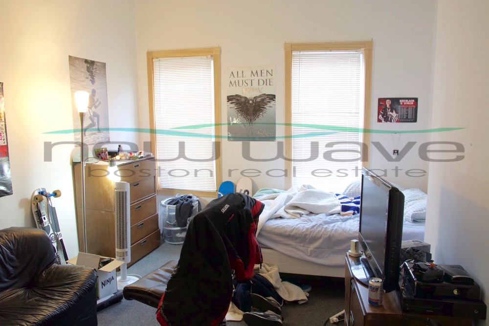 4 bed, 2 bath apartment for rent at 14 Wigglesworth Unit 2, Mission Hill — photo 8 of 18