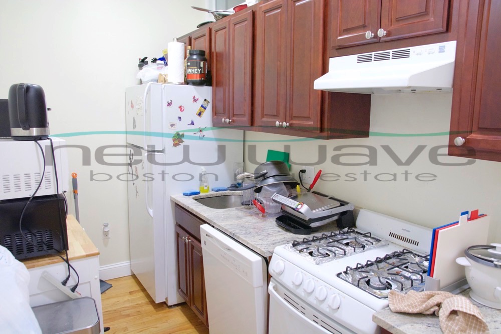 4 bed, 1.5 bath apartment for rent at 84 Fenway Unit 23, Fenway — photo 8 of 12