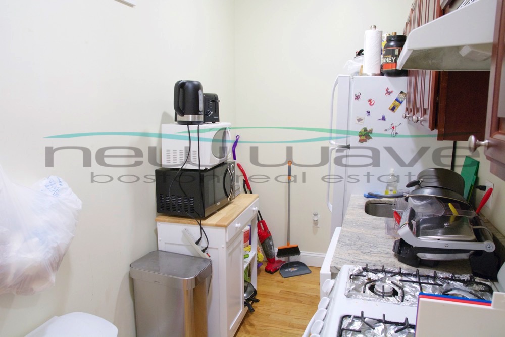 4 bed, 1.5 bath apartment for rent at 84 Fenway Unit 23, Fenway — photo 7 of 12