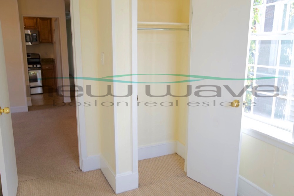2 bed, 1 bath apartment for rent at 51 Phillips St Unit N/A, Beacon Hill — photo 2 of 10