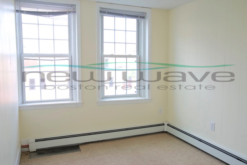 2 bed, 1 bath apartment for rent at 51 Phillips St Unit N/A, Beacon Hill — photo 8 of 10