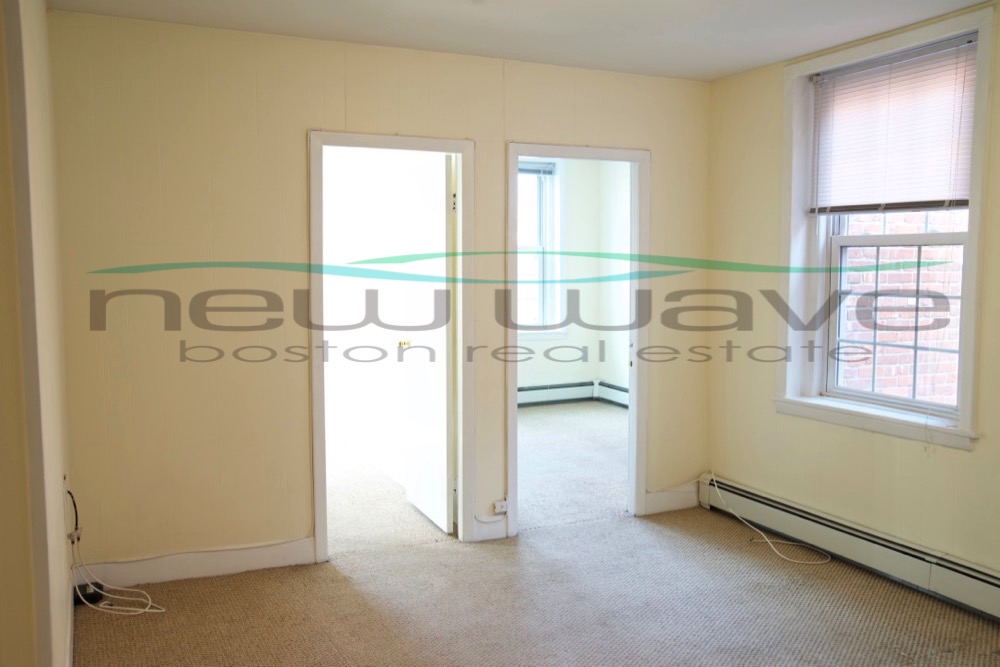 2 bed, 1 bath apartment for rent at 51 Phillips St Unit N/A, Beacon Hill — photo 4 of 10
