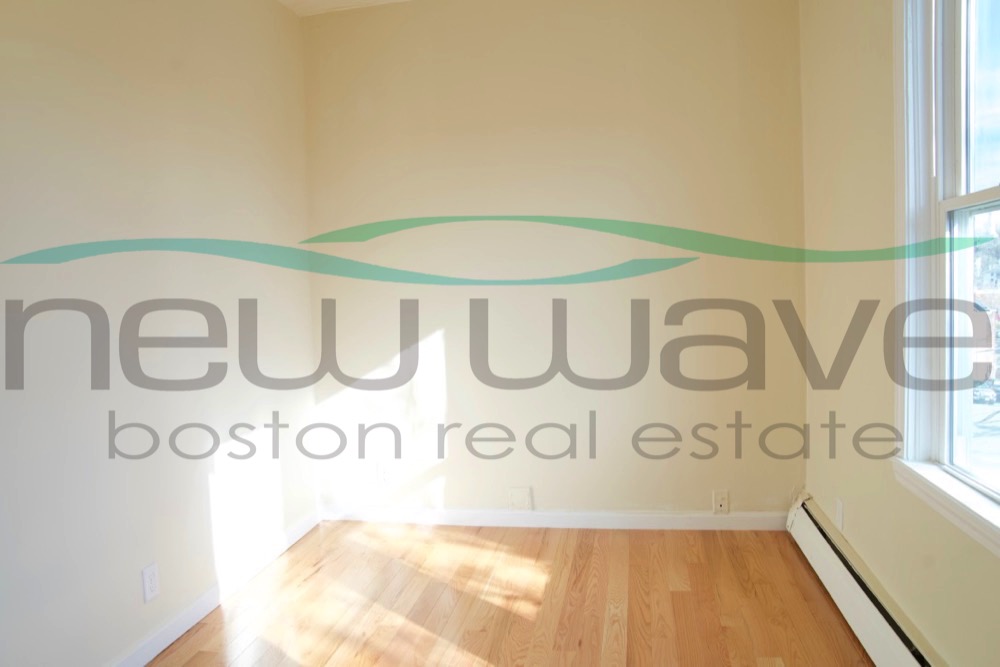 6 Bickford Ave, Mission Hill