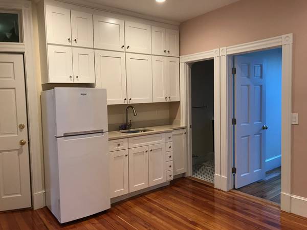 2 bed, 1 bath apartment for rent at 29 Revere St Unit 4, Beacon Hill — photo 1 of 10