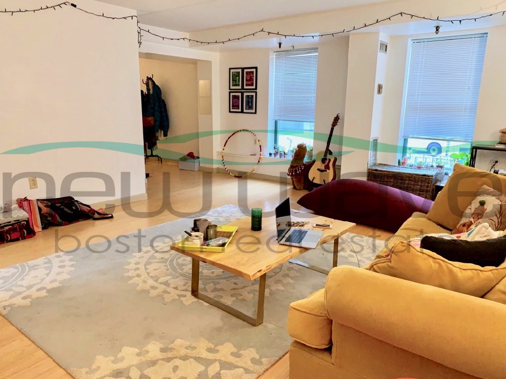 2 bed, 1 bath apartment for rent at 108 Peterborough St Unit n/a, Fenway — photo 2 of 8