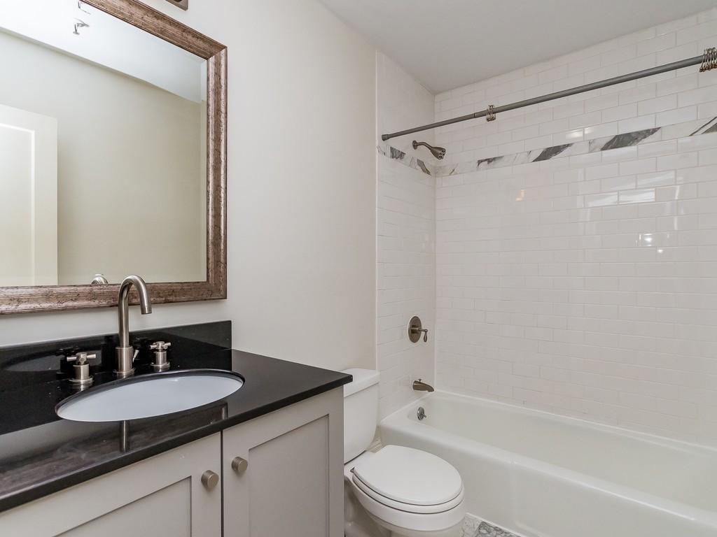 492 Massachusetts Ave, South End