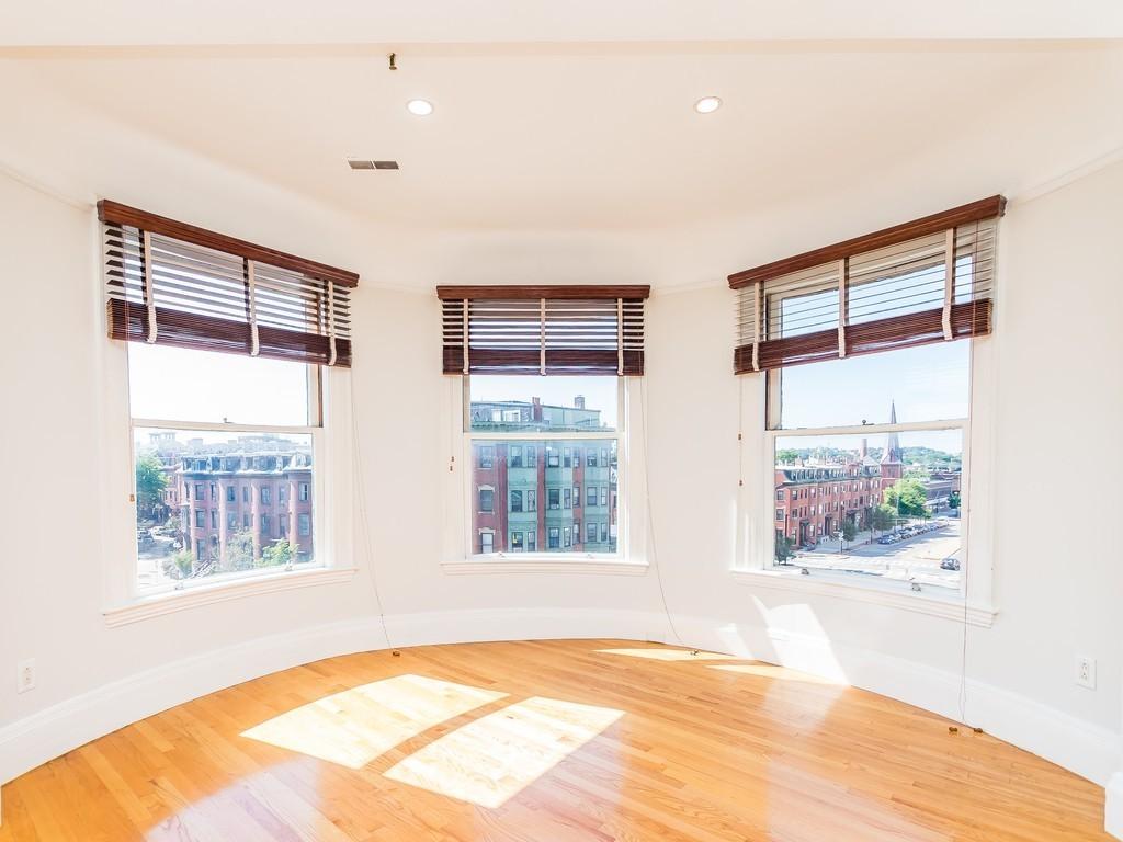 492 Massachusetts Ave, South End