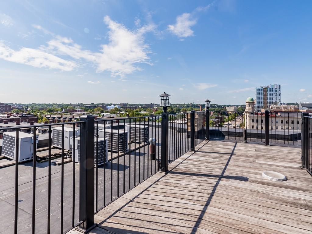 492 Massachusetts Ave, South End