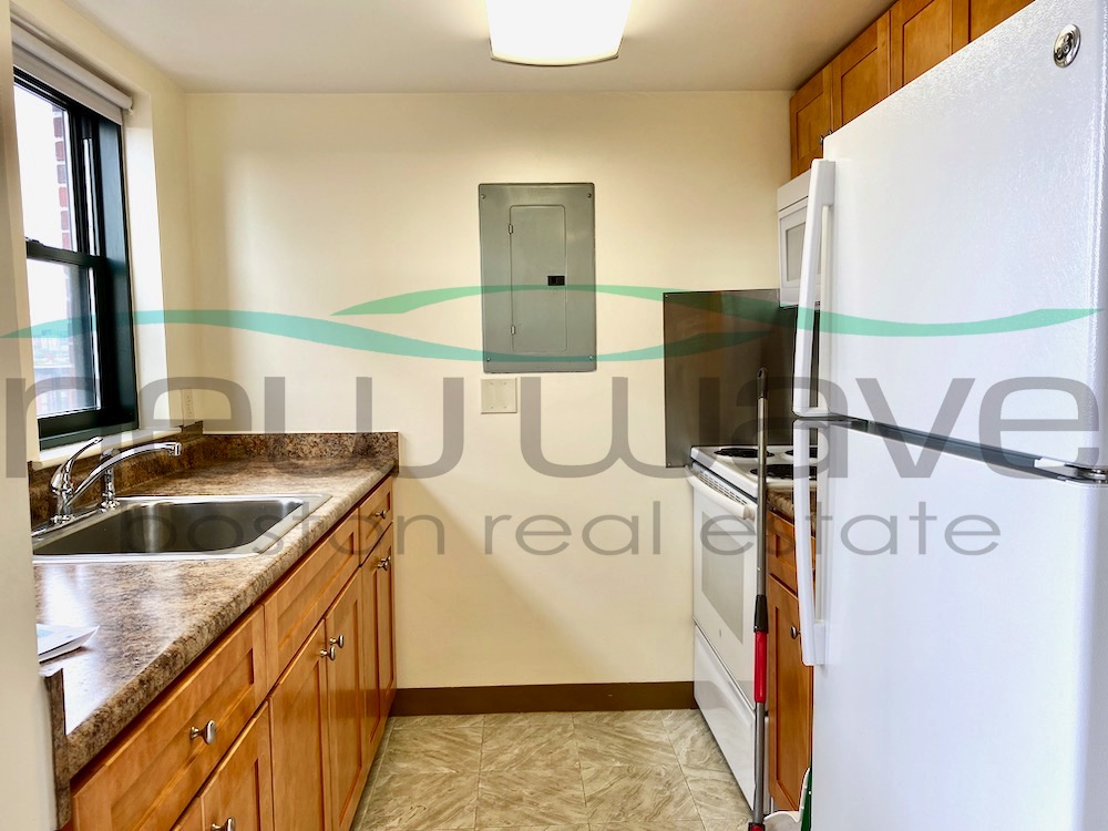 2 bed, 1 bath apartment for rent at 400 Massachusetts Unit 83, South End — photo 1 of 12
