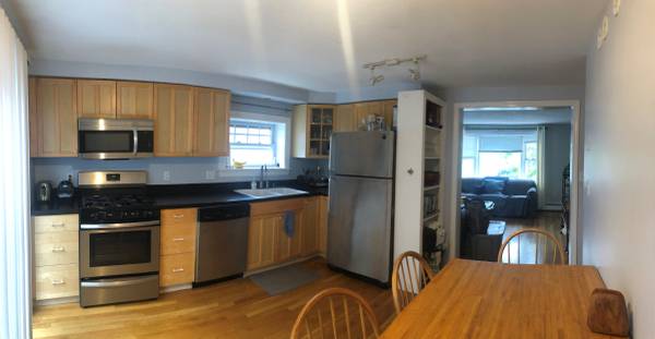 3 bed, 2 bath apartment for rent at 111 L Unit 1, South Boston — photo 4 of 11