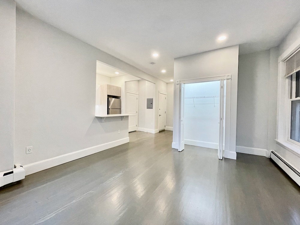 Studio bed, 1 bath apartment for rent at 51 Massachusetts Ave Unit 2/1, Back Bay — photo 5 of 7