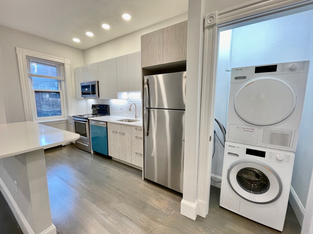 Studio bed, 1 bath apartment for rent at 51 Massachusetts Ave Unit 2/1, Back Bay — photo 2 of 7