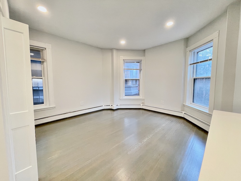 Studio bed, 1 bath apartment for rent at 51 Massachusetts Ave Unit 2/1, Back Bay — photo 4 of 7