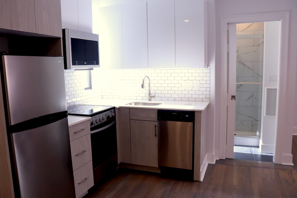 1 bed, 1 bath apartment for rent at 11 Queensberry St Unit 14, Fenway — photo 2 of 12