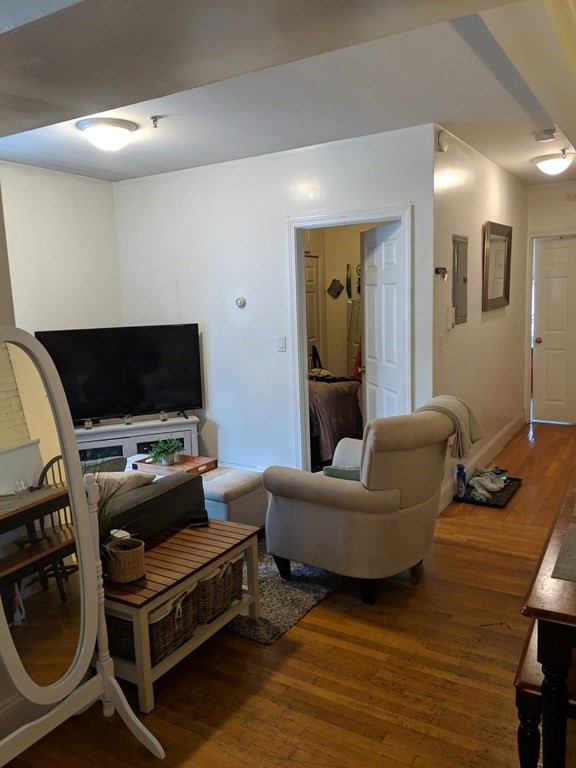 4 bed, 1.5 bath apartment for rent at 460 Shawmut Ave Unit 1, South End — photo 1 of 10