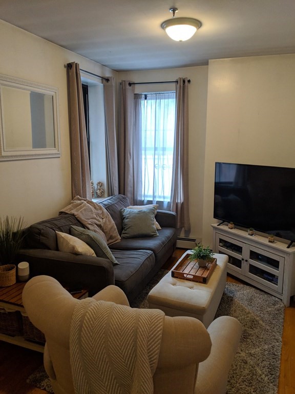4 bed, 1.5 bath apartment for rent at 460 Shawmut Ave Unit 1, South End — photo 5 of 10