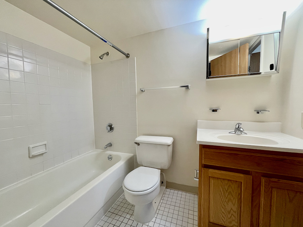 3 bed, 1 bath apartment for rent at 400 Massachusetts Ave Unit 01, South End — photo 21 of 21
