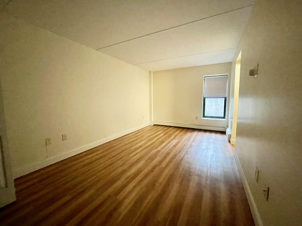 3 bed, 1 bath apartment for rent at 400 Massachusetts Ave Unit 01, South End — photo 20 of 21