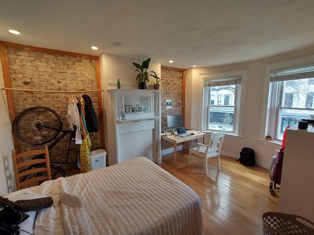 24 South Huntington Ave, Mission Hill