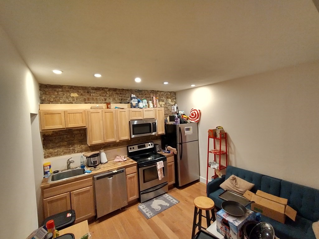 24 South Huntington Ave, Mission Hill