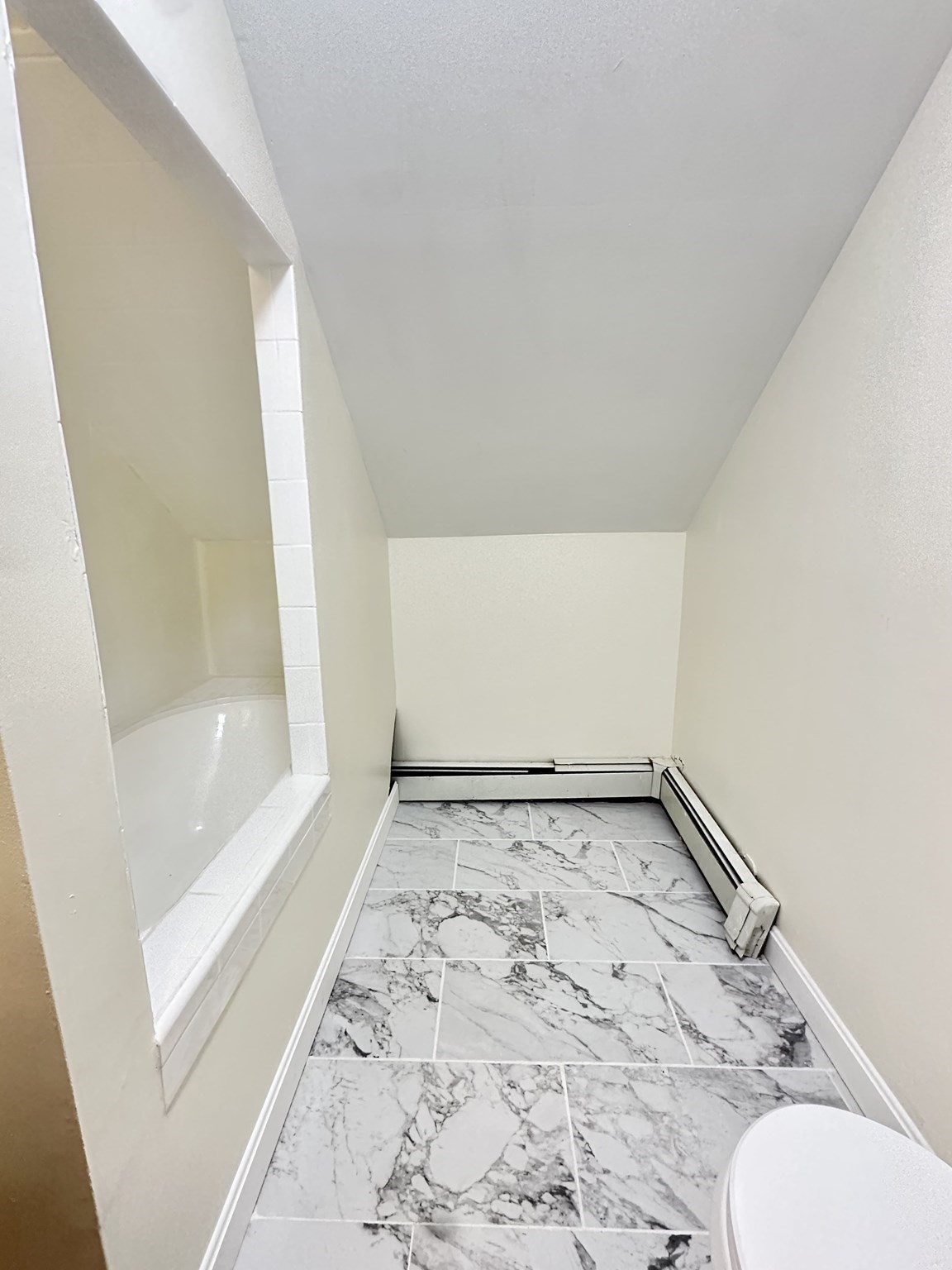 47R Creighton St, Jamaica Plain