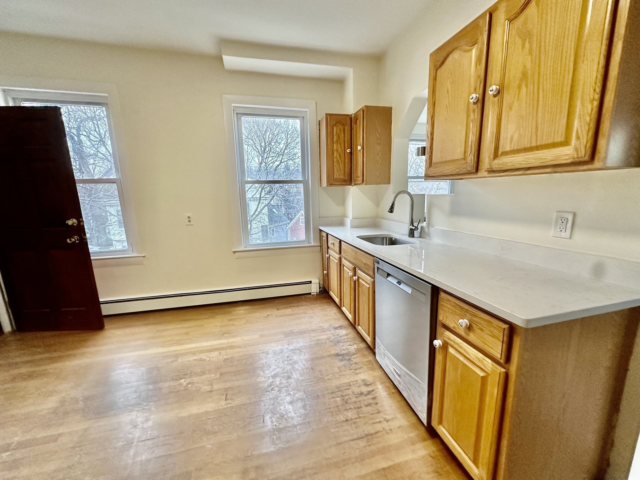 47R Creighton St, Jamaica Plain