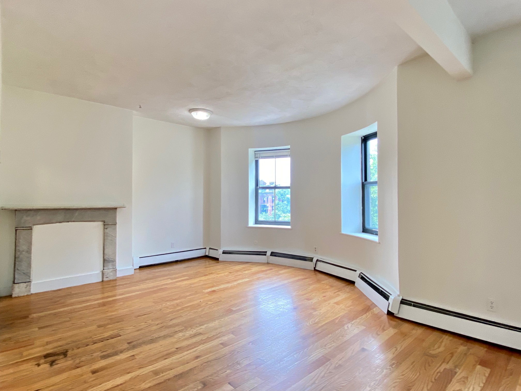 550 Massachusetts Ave, South End