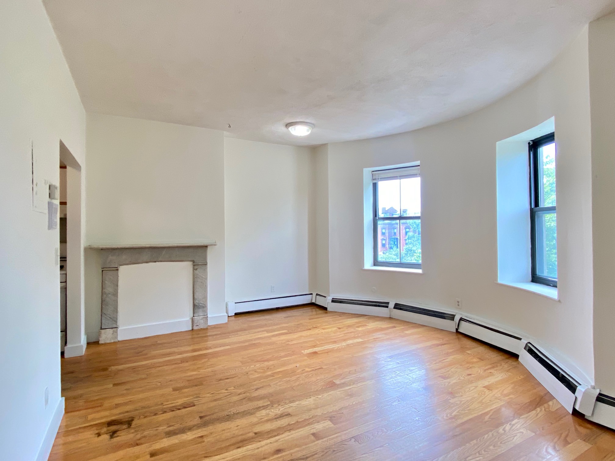 550 Massachusetts Ave, South End