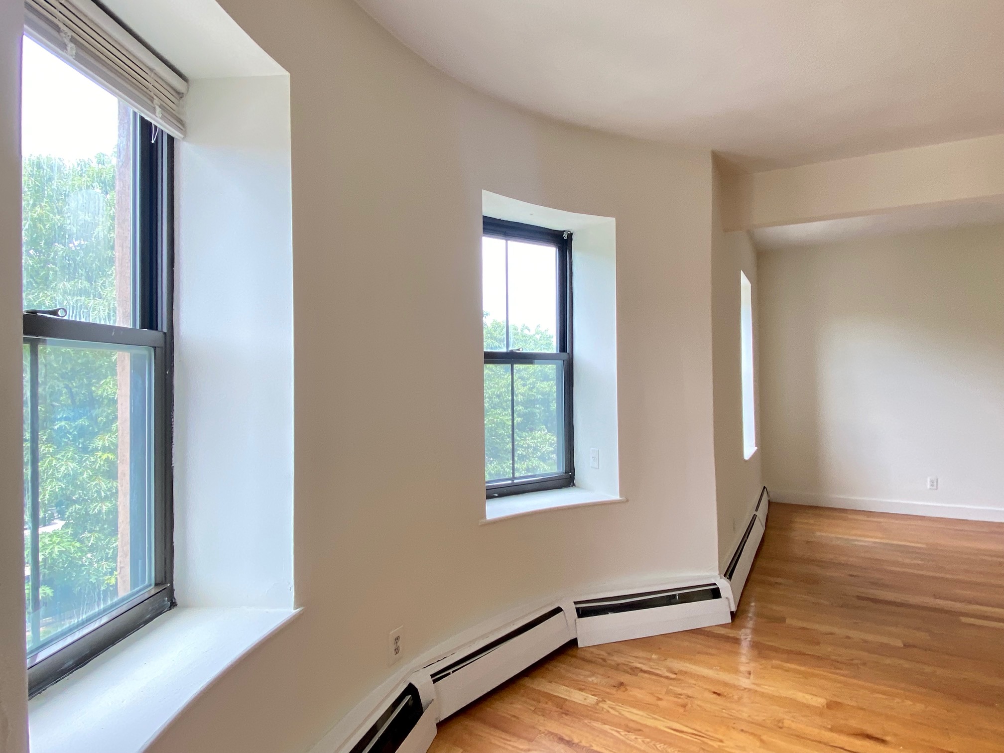 550 Massachusetts Ave, South End