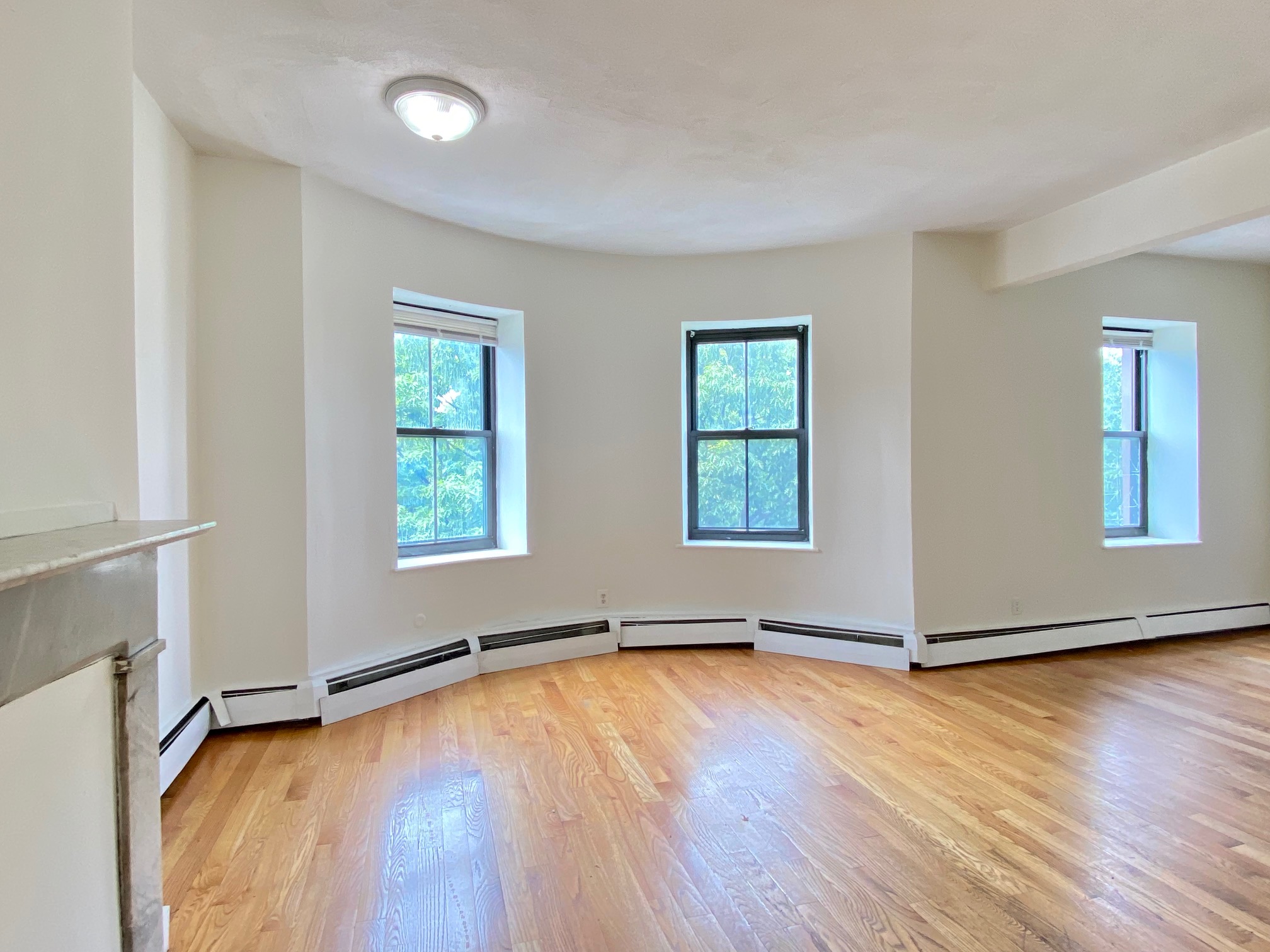 550 Massachusetts Ave, South End