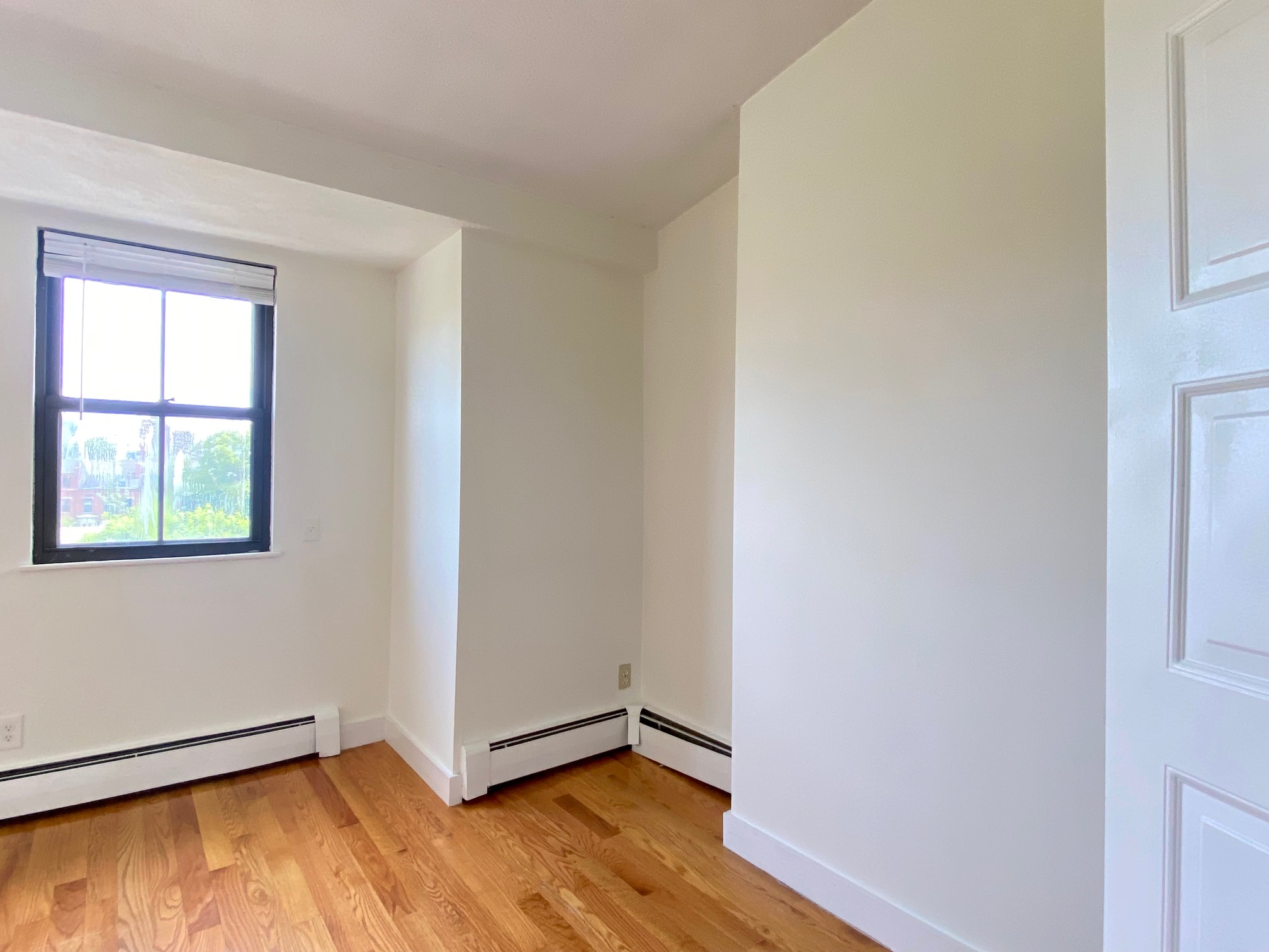 550 Massachusetts Ave, South End