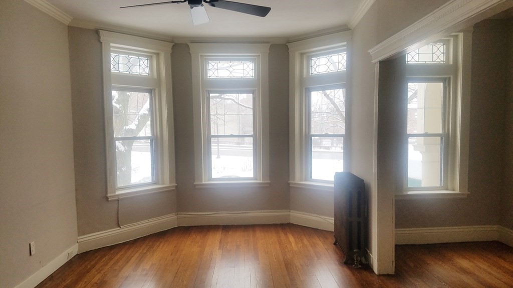 382 Riverway, Fenway