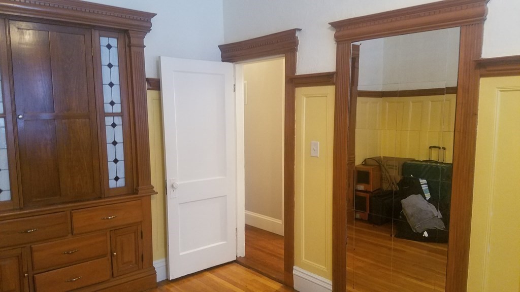 382 Riverway, Fenway